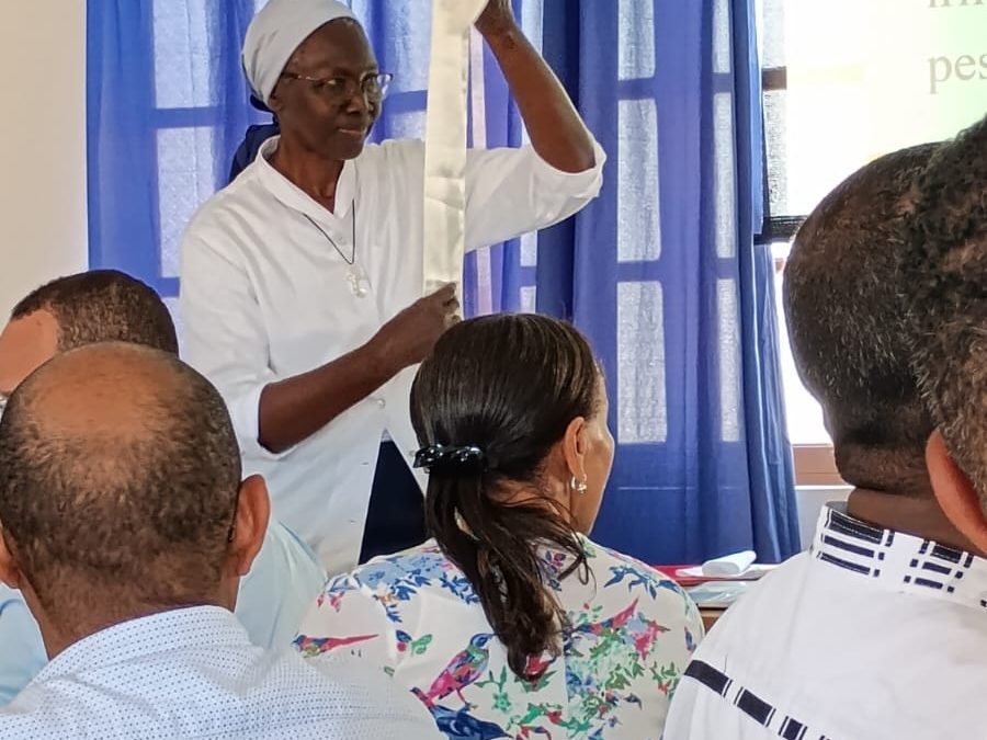 Cape Verde: Exploring the Synod Method
